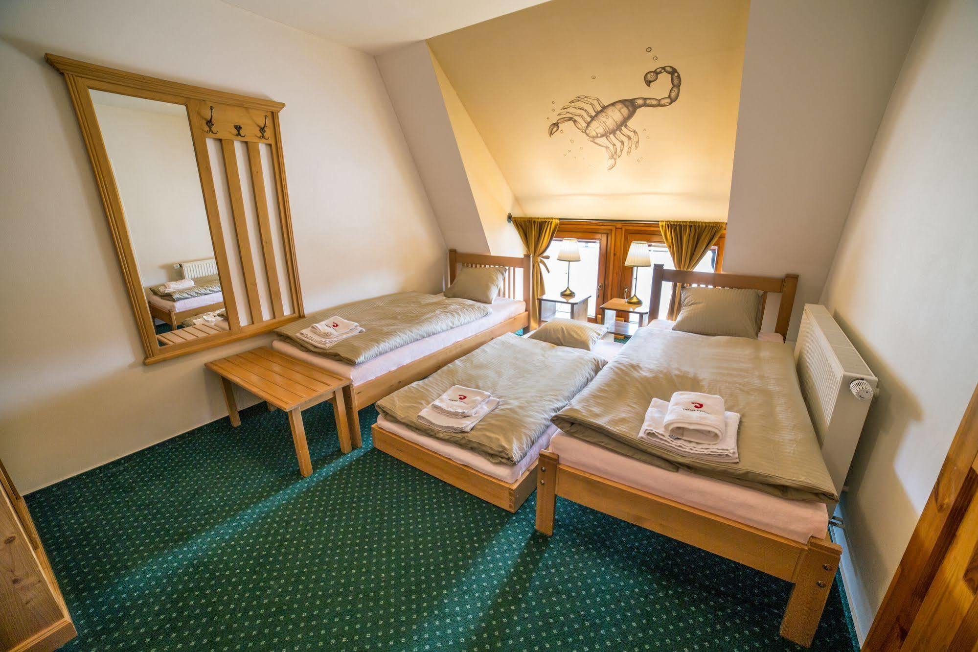 Hotel Farma Ptyrov Mnichovo Hradiště Zewnętrze zdjęcie